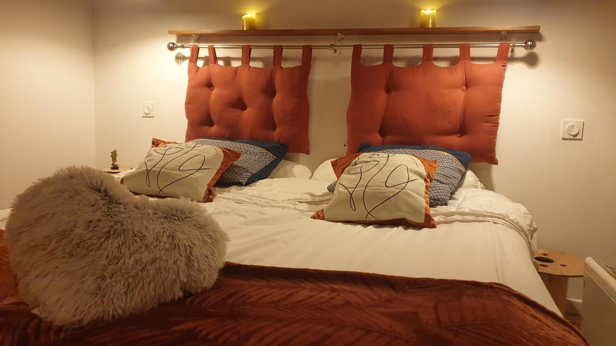 Love Room- Spa- Escale Amoureuse Puygaillard-de-Quercy Экстерьер фото